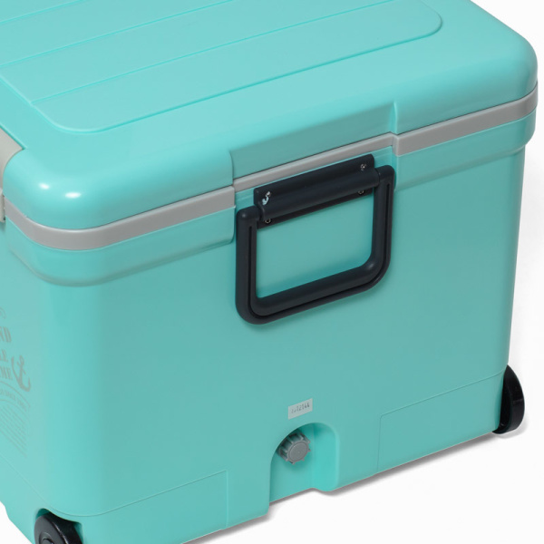 Термобокс SHINWA Holiday Land Cooler 76H голубой