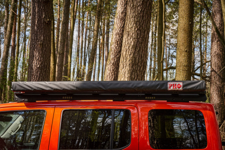 Маркиза автомобильная РИФ 2х2 м, черная