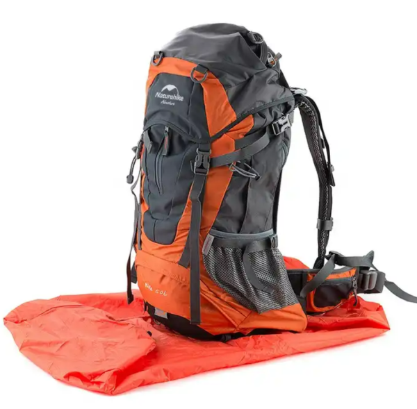 2 Чехол влагозащитный Naturehike M (30-50 л), оранжевый