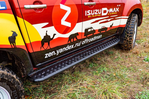 Пороги РИФ силовые Isuzu D-MAX