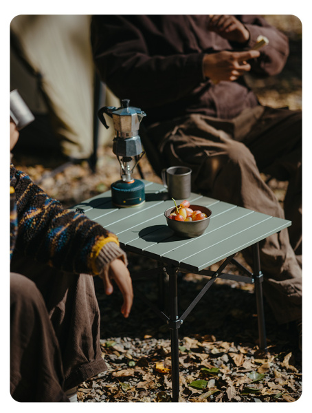 3 Стол туристический Naturehike Yamami Y01 складной,52х37,5х41 см, серый