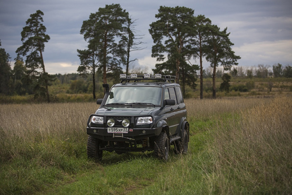 Бампер РИФ передний УАЗ Патриот с доп. фарами Бампер РИФ передний УАЗ Патриот с доп. фарами