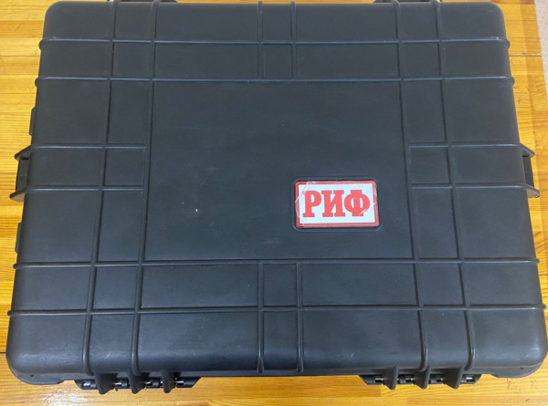 3 Кейс защитный ударопрочный РИФ 560х455х265 мм на колесах с телескопической ручкой (уценка)