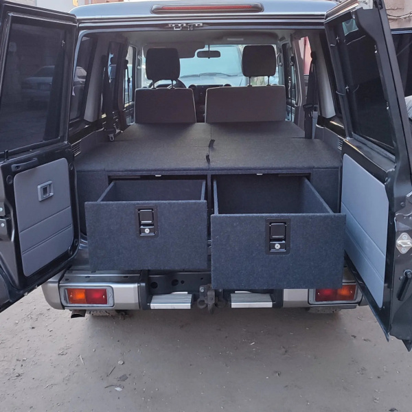 Органайзер в багажник для Toyota Land Cruiser 76 (2 выдвижных ящика+спальник)