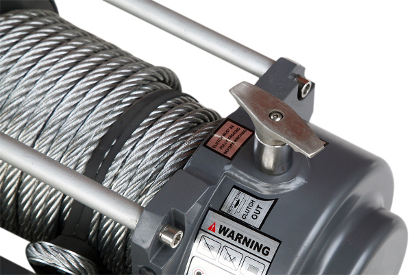 Лебёдка электрическая (индустр.) 12V Runva EWN15000U 6800 кг