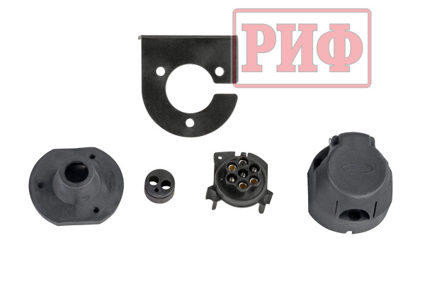 Бампер РИФ силовой задний Toyota Land Cruiser 76 2007-2024 с квадратом под фаркоп и фонарями