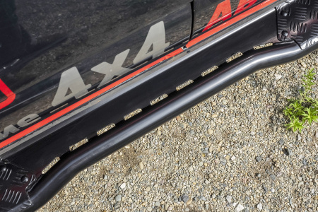 Пороги РИФ силовые Toyota Hilux 1983-1997