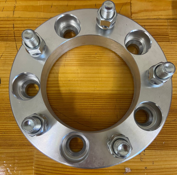 Проставки колесные РИФ 5x139,7, центр. отв. 108 мм, толщ. 30 мм, 14x1,5 (2 шт.) (уценка)