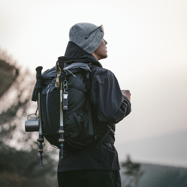 2 Рюкзак туристический Naturehike Helium Series 30+5 л, коричневый