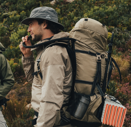 2 Рюкзак туристический Naturehike 70 л, черный