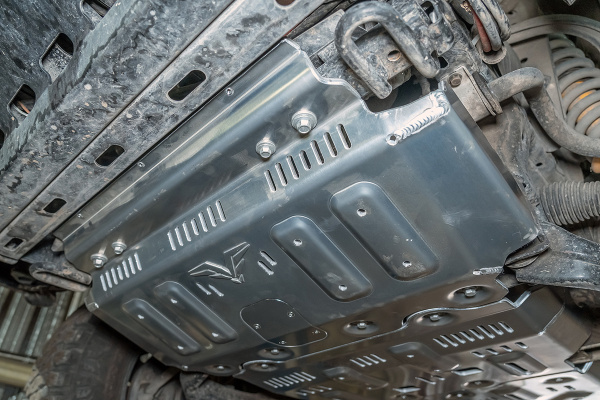 Защита Falcon радиатора, картера, РК, КПП для Toyota Hilux 2015-2024, алюминий, 8 мм