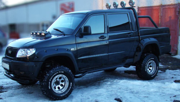 Расширители колёсных арок УАЗ Патриот пикап (без накладок на передний бампера)